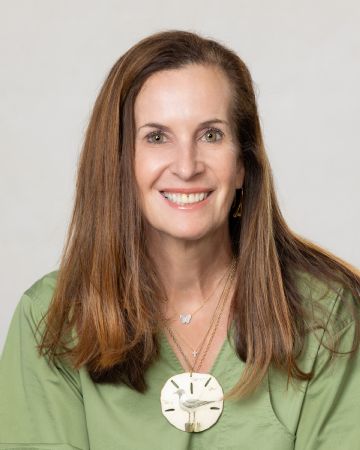 Beth O'Connor, St. Simons Island Realtor - Professional Headshot